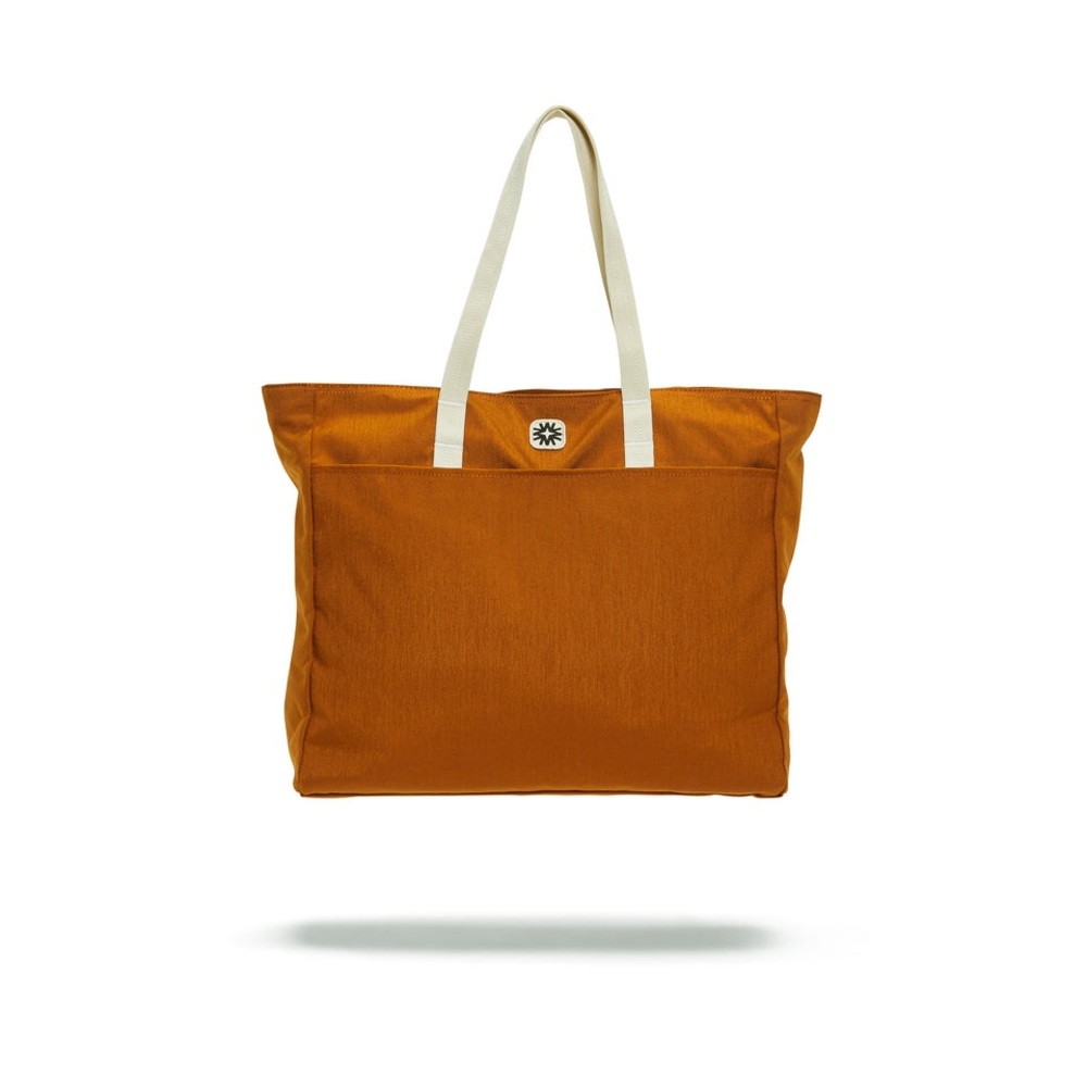 Walker Family Goods Valley Tote in Rust- looks brand new!